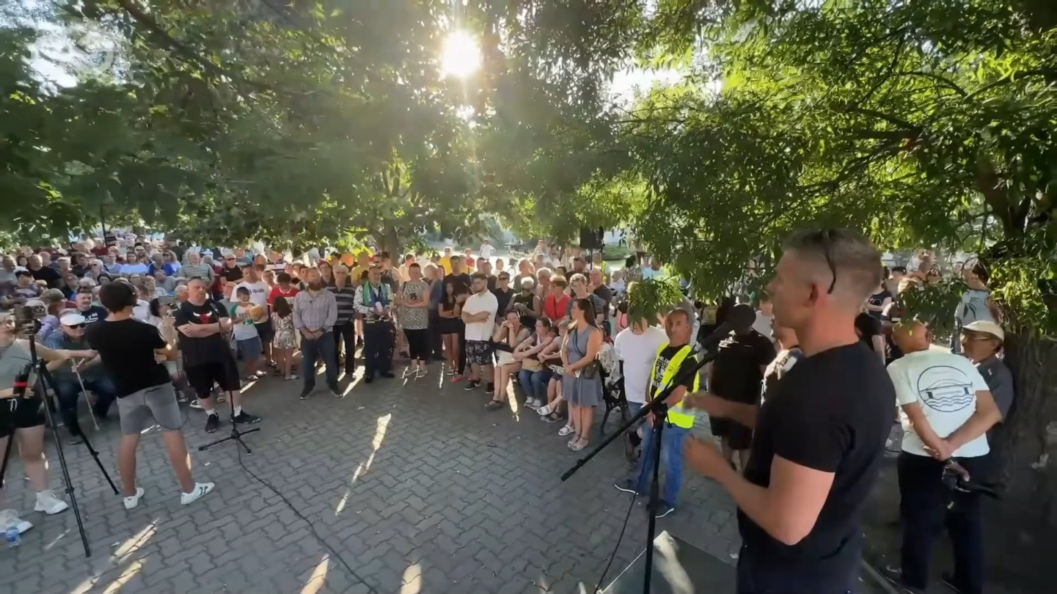Abgeordneter über Steuern (gestern Kunszentmárton)