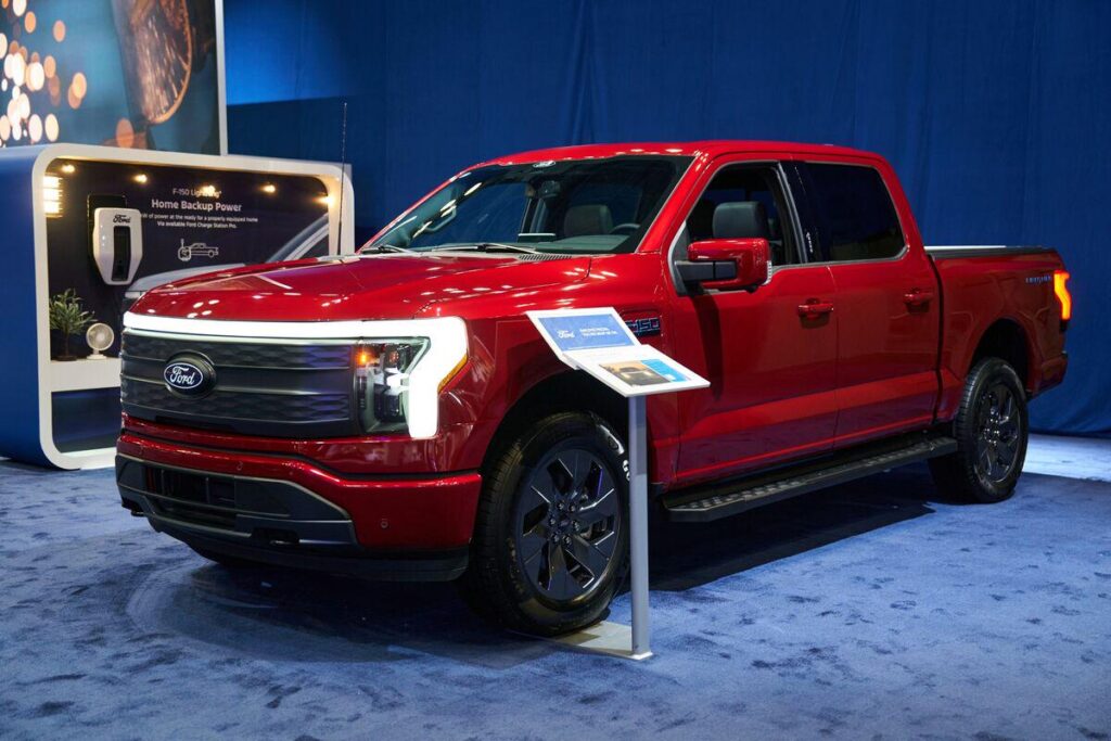 Trump sagt, dass Japan Fords riesige F-150-Pickup-Trucks importiert hat Trump sagt, dass Japan Fords riesige F-150-Pickup-Trucks importiert hat