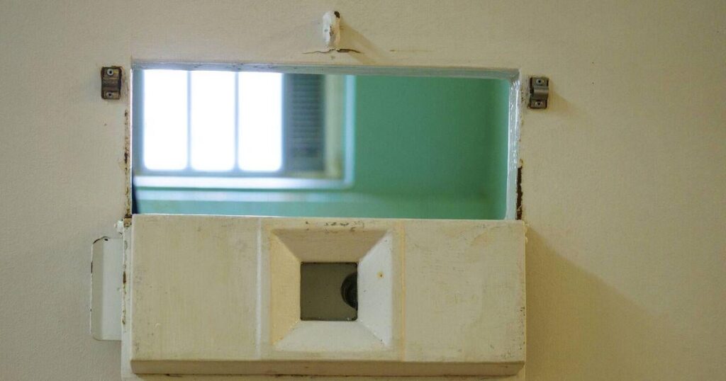 Fast 400 Insassen insgesamt im letzten Jahrzehnt sind nie ins Gefängnis zurückgekehrt