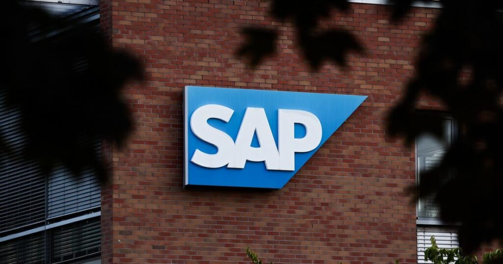 Die vollständige Managementtür des ungarischen Multi wurde gezeigt, der Ball kann aufgrund der freudigen Mädchen stehen