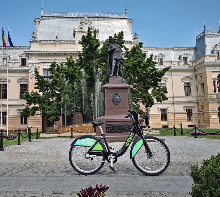 9 Angestellte des Rathauss haben 3 Jahre lang 650.000 Lei für Velo City, Dead and Buried Project. "Ausgezeichnete Nachrichten", sagte Chirica