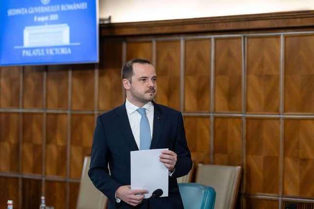 Ab dem 1. September können die Patienten Fälle melden, in denen sie aus dem öffentlichen Krankenhaus missbräuchlich in ein privates Büro umgeleitet wurden. Gesundheitsminister: Diese Praxis ist inakzeptabel und unwürdig
