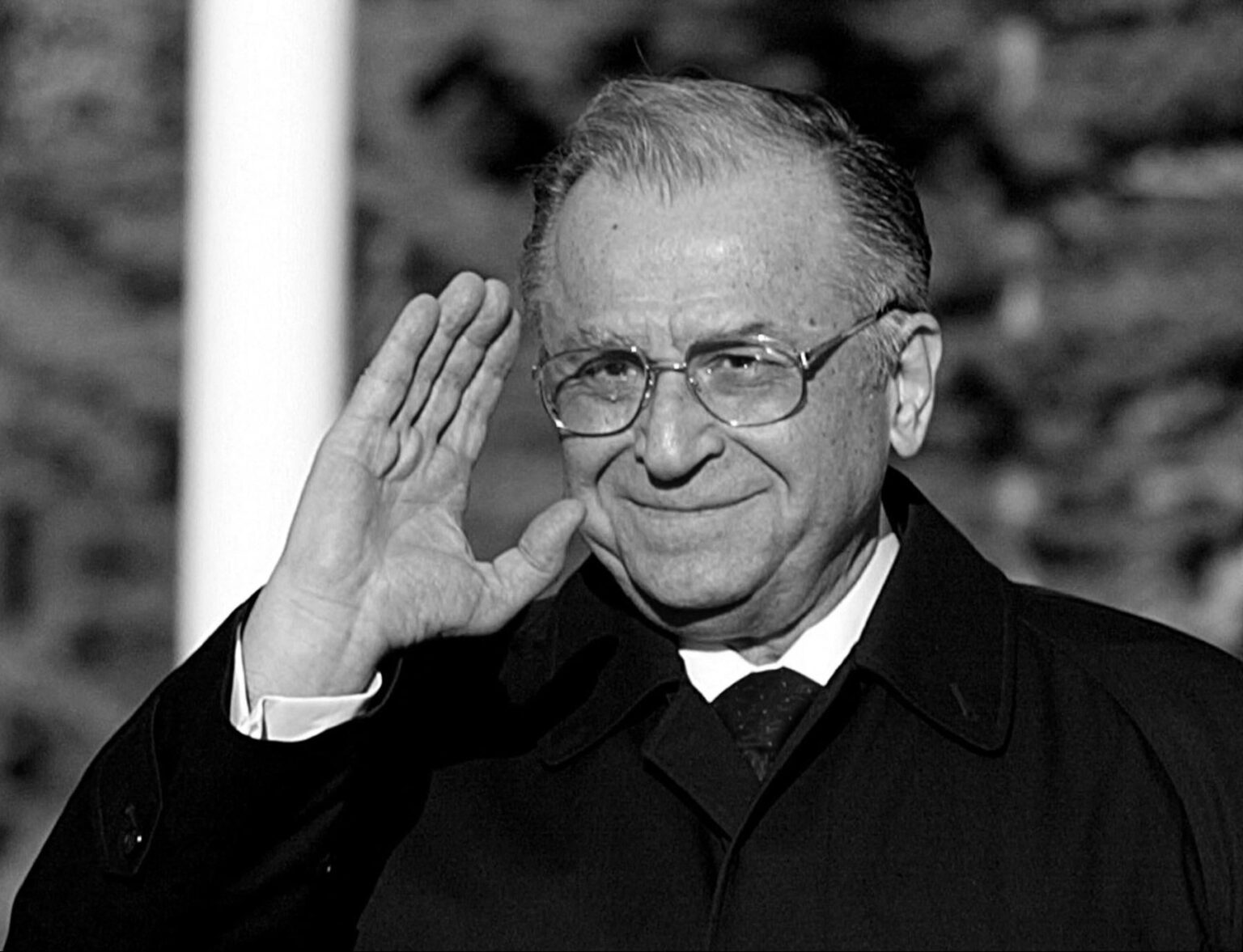 Das Brechen von Ion Iliescu (erster Präsident der postkommunistischen Rumänien) ist gestorben. Er war 95 Jahre alt