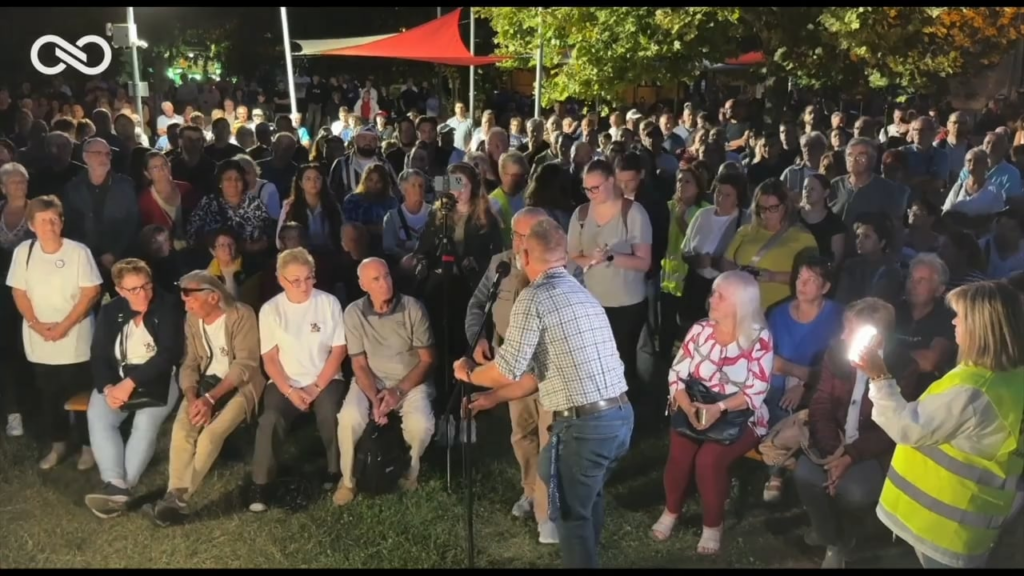 Tisza Party: Wir erhöhen unseren Hut vor jeder Partei, die den Veränderung des Regimes vor ihrem eigenen politischen Überleben und Rückzugsort setzt, um gemeinsam zu gewinnen. ❤️🤍💚 Tisza Party: Wir erhöhen unseren Hut vor jeder Partei, die den Veränderung des Regimes vor ihrem eigenen politischen Überleben und Rückzugsort setzt, um gemeinsam zu gewinnen. ❤️🤍💚