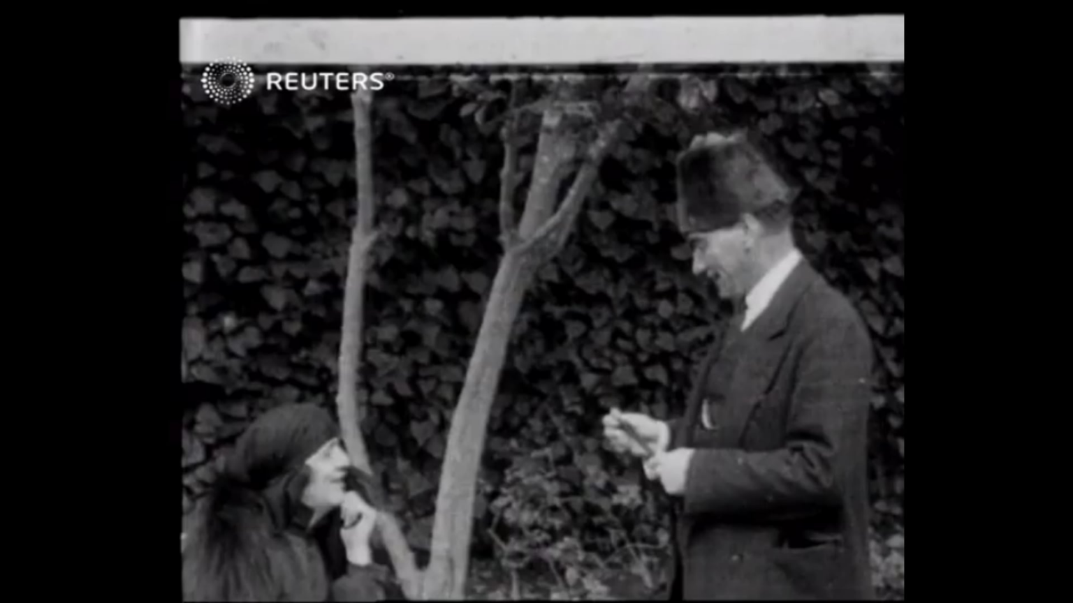 Bilder, die 1923 von Atratürk und Latife Hanım aufgenommen wurden Bilder, die 1923 von Atratürk und Latife Hanım aufgenommen wurden