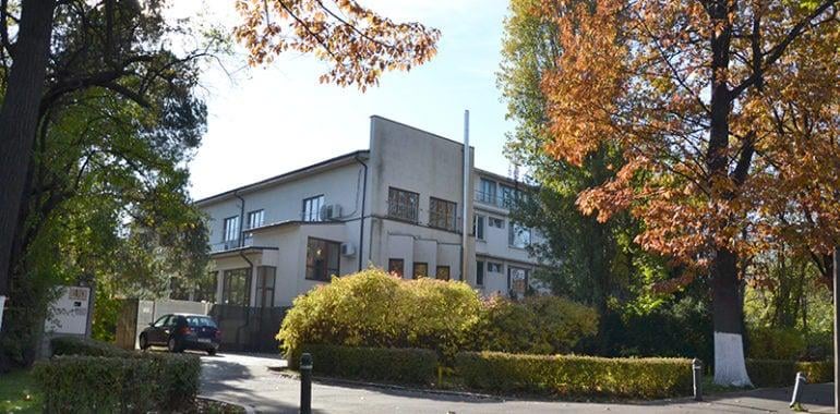 USR erfordert die Abschaffung mehrerer "öffentlicher Institutionen mit angesehenen Namen, aber Ressourcen, ohne Wertschöpfung zu erweitern".