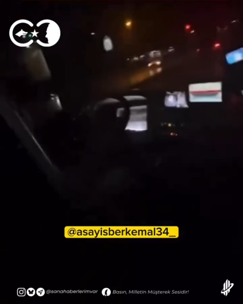 Ein privater öffentlicher Busfahrer in Bursa wurde erwischt, als er Mesaide P*rno beobachtete.