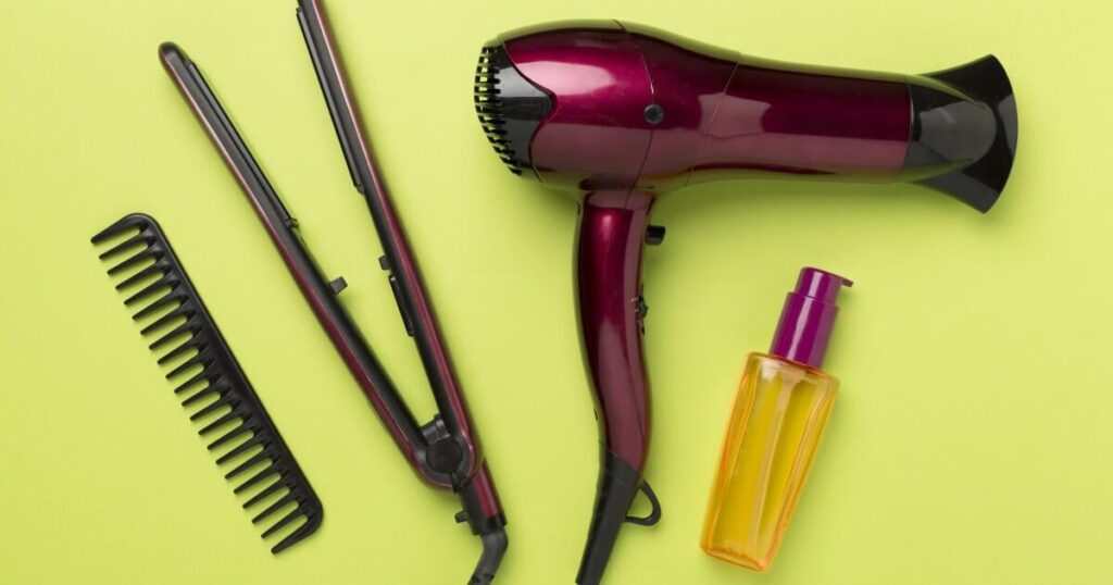 Standardroutine zum Schutz der Haare vor Wärmeschäden kann gefährliche Emissionen verursachen-nur 10-20 Minuten Styling mit gemeinsamen Produkten führen zu rund 10 Milliarden ultrafeinen Partikeln, die direkt in die Lunge eingeatmet werden-ähnlich wie das Stehen neben einer geschäftigen Straße in der Spitzenstunde oder das Rauchen mehrerer Zigaretten.