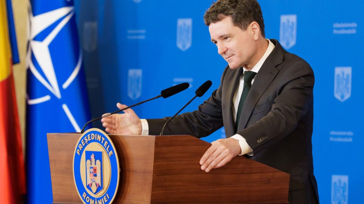 Decric bittet Präsident Nicușor Dan nach dem Start eines Referendums, um spezielle Renten zu beseitigen