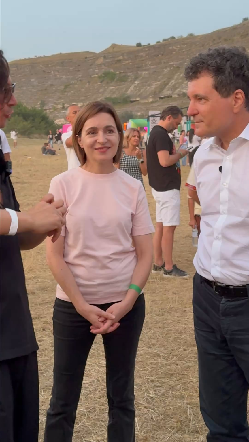 Maia Sandu + Nicușor Dan beim Lupilor Festival in der Republik Moldau