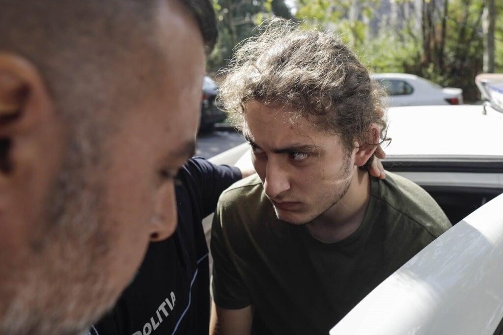 Quellen Vlad Pascu bleibt nach dem Unfall vom 2. Mai mit der Haftstrafe von 10 Jahren Haft verurteilt. Die Haftstrafe beträgt zwei Jahre und zwei Tage nach dem Ereignis, der zum Tod von zwei jungen Menschen führte / die Entscheidung ist endgültig