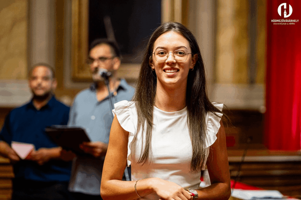 Ihre Ergebnisse sind auch Nachrichten für unsere Community – wir haben Roma -Studenten von Vásárhely (Scroll!) Geehrt. Ihre Ergebnisse sind auch Nachrichten für unsere Community - wir haben Roma -Studenten von Vásárhely (Scroll!) Geehrt.