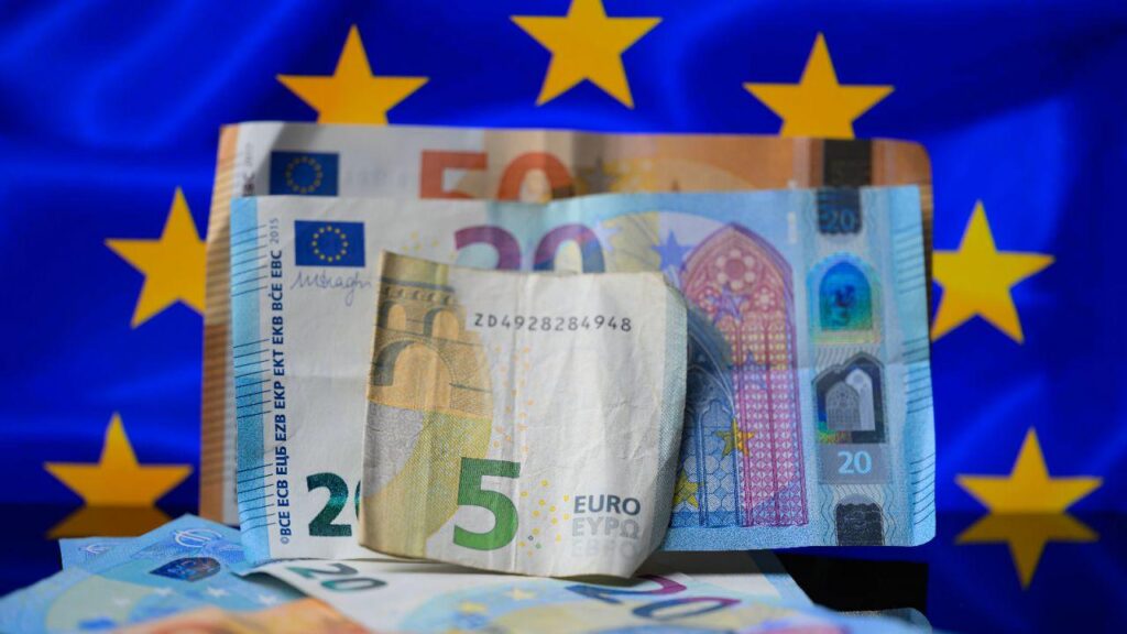 Polen "ist verpflichtet", die mutmaßlichen Fehlspent -EU -Fonds zu untersuchen, sagt Brüssel, sagt Brüssel