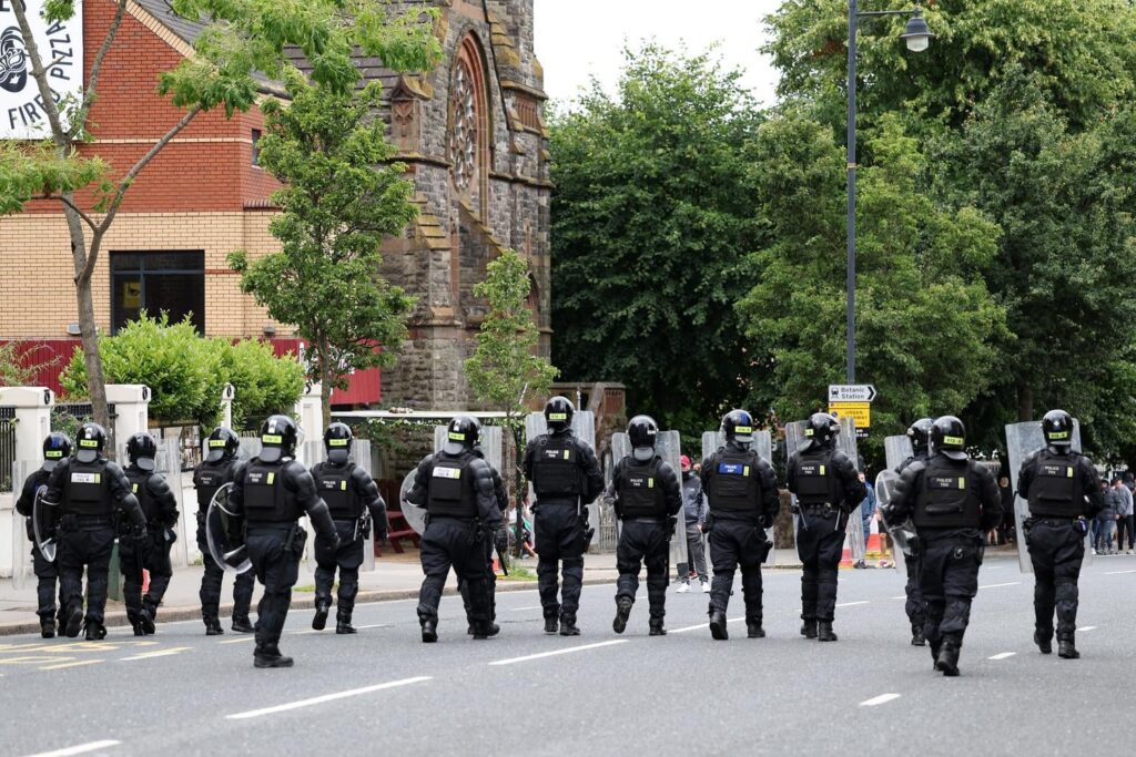 Fast die Hälfte von Ni -Rennrandanten, die wegen häuslicher Gewalt gemeldet wurden