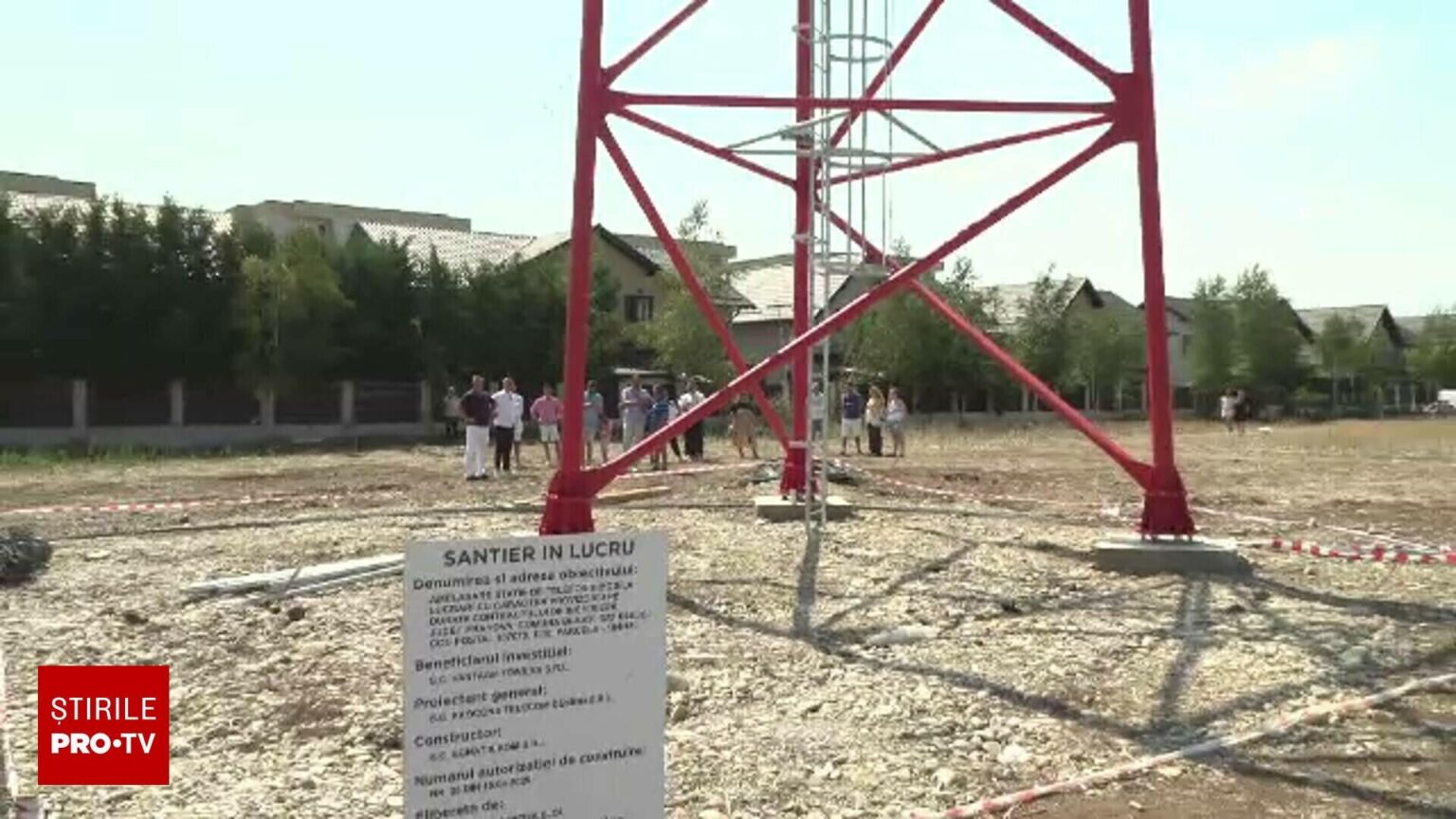 Revolte in einer Gemeinde in Prahova, wo eine 5G -Antenne in der Nähe der Häuser montiert wurde. „Ich weiß nicht, ob es ausstrahlt oder nicht, wir brauchen nicht“ Revolte in einer Gemeinde in Prahova, wo eine 5G -Antenne in der Nähe der Häuser montiert wurde. "Ich weiß nicht, ob es ausstrahlt oder nicht, wir brauchen nicht"