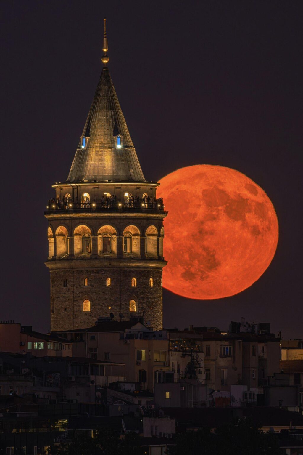 Ein großartiges Galata -Turmfoto des neu aufgenommenen Halil Sopaoğlun