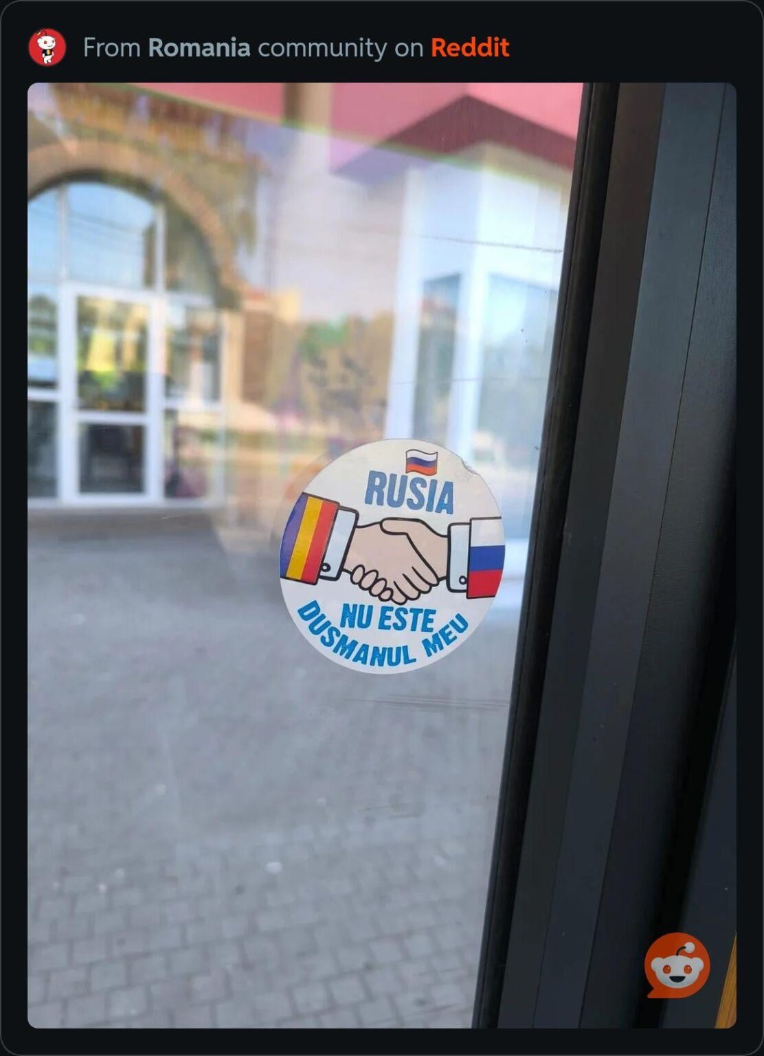 Teil des Hybridkrieges: Aufkleber gefunden în Rumänien: „Ru *** A ist nicht mein Feind“