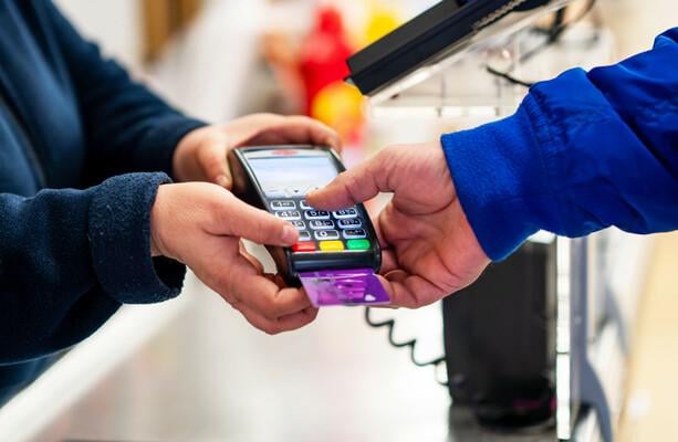 Kunden melden Probleme mit dem Versuch, mit Visa -Karten bei Tills zu bezahlen