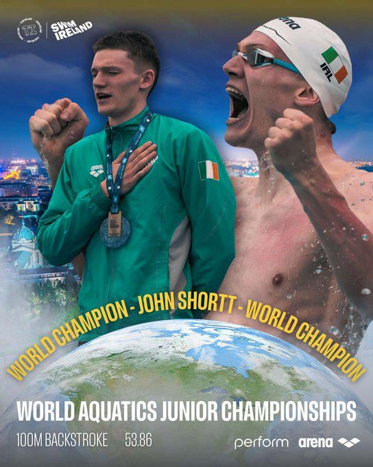 John Shortt wurde im 100 -m -Backstroke -Finale mit einer Zeit von 53,86 zum Weltmeister im 100 -m -Backstroke gekrönt
