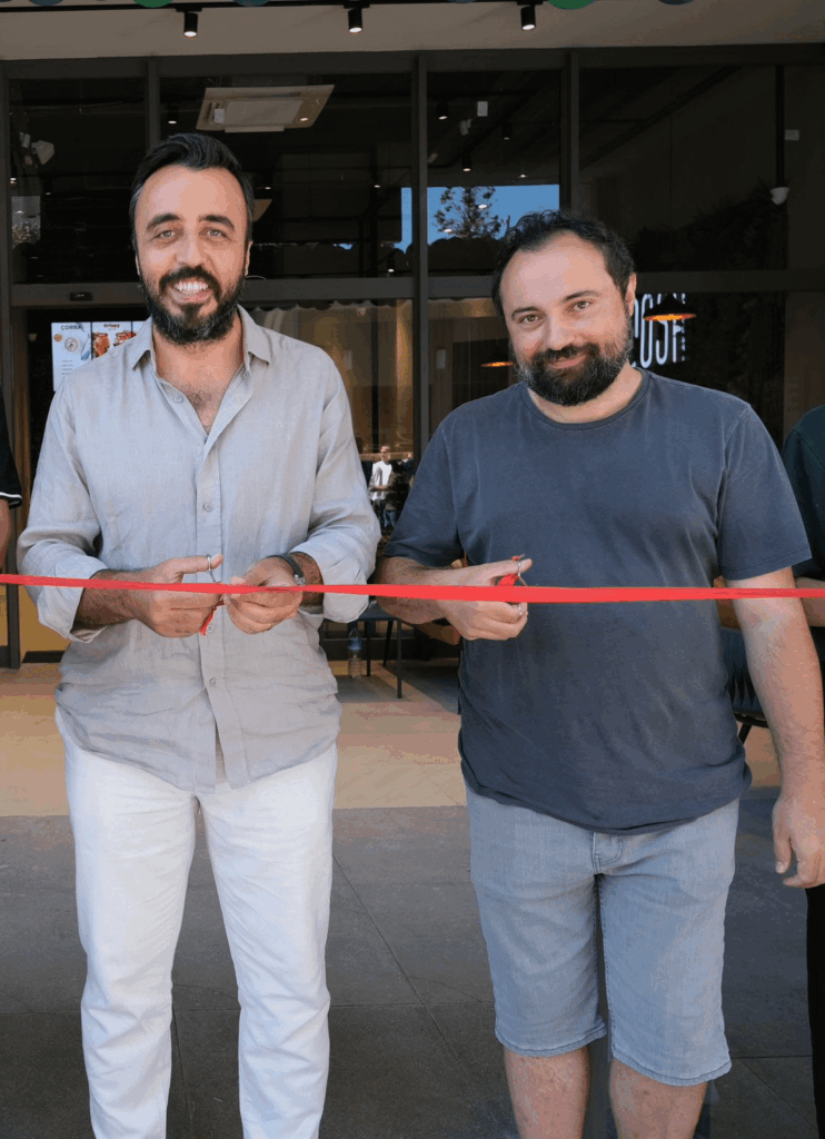 Avane Cloud Kitchens, die Partner von Ahmet Kürşat Öçalan ist, fragt Ersoy: Wann werden Sie unser Recht geben?