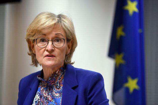 Schock als Mairead McGuinness von Fine Gaels aus dem Präsidentenrennen herauszieht