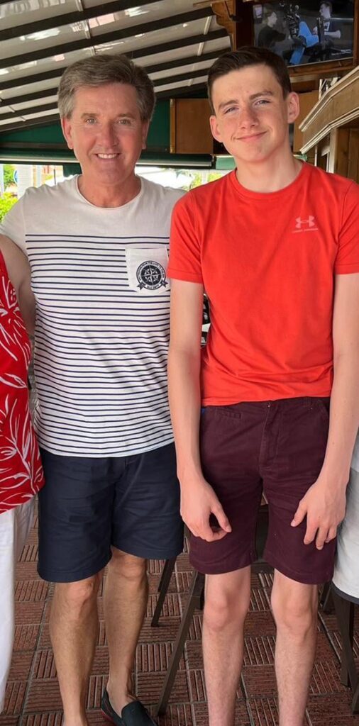 Ich mit meinem berühmten dritten Cousin! Ich mit meinem berühmten dritten Cousin!