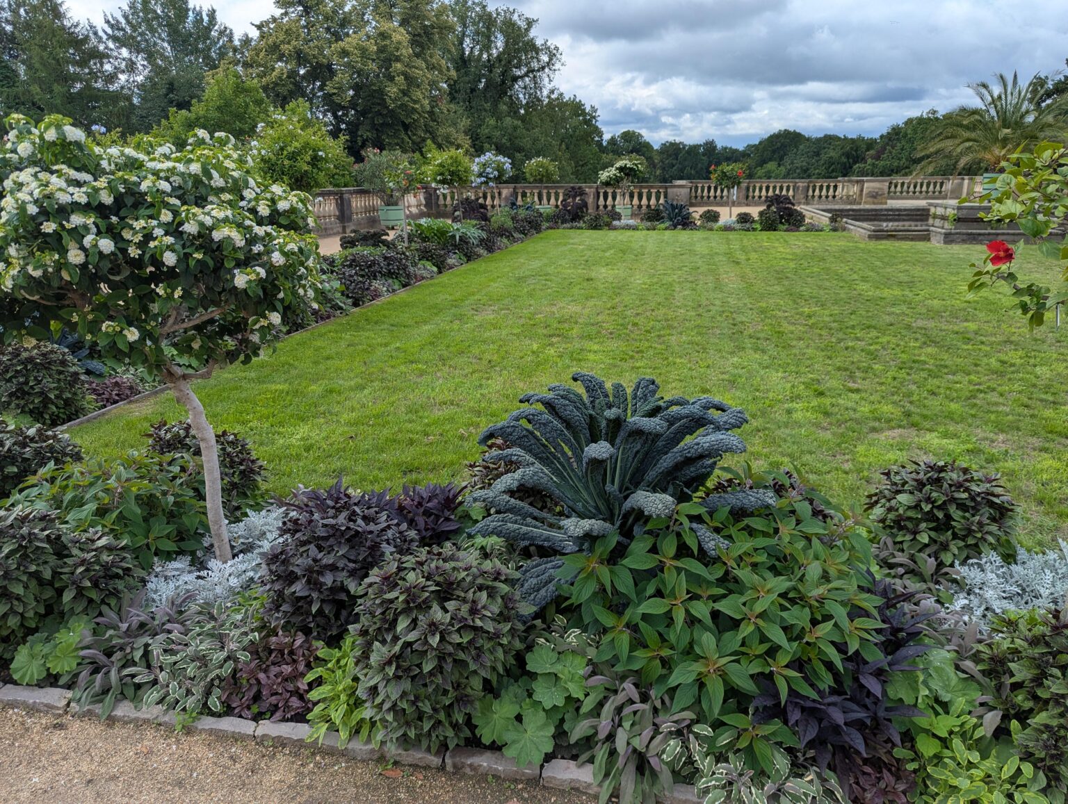 Suche Bücher über bestimmte Gartenart