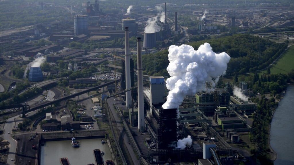 Deutschland Fabrikleistung am niedrigsten seit der Pandemie im Jahr 2020