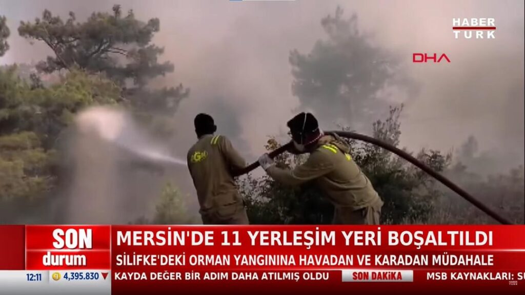 Während der historischen Aussagen von Özgür -Özel-, Hertürk-, CNN -Türk-, NTV- und TRT -Publikationen