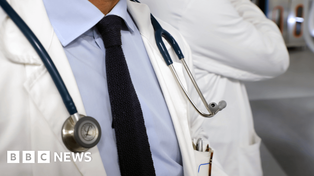 Großbritannien: Doktor ging aus dem Betrieb für Sex mit Krankenschwester, Tribunal Hören