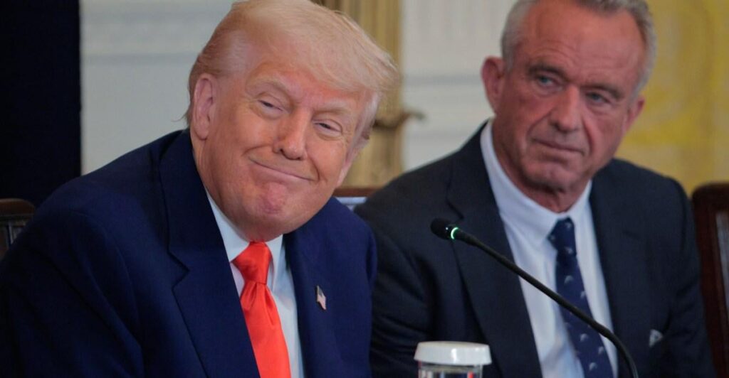 RFK Jr. und das Weiße Haus begraben eine große Studie zu Alkohol und Krebs. Folgendes zeigt es.