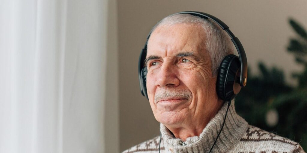 Musik beeinflusst nicht nur die Aufmerksamkeit beim Hören, sondern kann auch beeinflussen, wie sich Menschen auf kognitiv anspruchsvolle Aufgaben vorbereiten und darauf reagieren, sobald die Musik aufhört. Blinking wirkt als subtiler, aber sinnvoller Aufmerksamkeitsmarker und kann mit den dynamischen Merkmalen der Musik synchronisiert werden. Musik beeinflusst nicht nur die Aufmerksamkeit beim Hören, sondern kann auch beeinflussen, wie sich Menschen auf kognitiv anspruchsvolle Aufgaben vorbereiten und darauf reagieren, sobald die Musik aufhört. Blinking wirkt als subtiler, aber sinnvoller Aufmerksamkeitsmarker und kann mit den dynamischen Merkmalen der Musik synchronisiert werden.