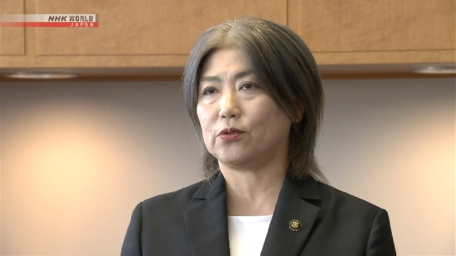 Japans Bürgermeister Ito City löst die Versammlung inmitten von akademischen Betrugsvorwürfen auf