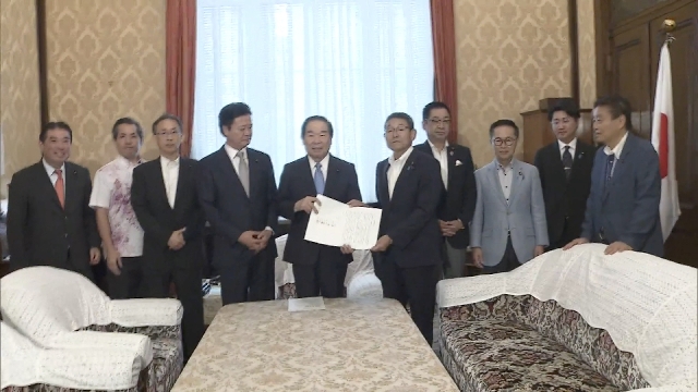 Oppositionsparteien in Japan fordern eine außergewöhnliche Diätsitzung an