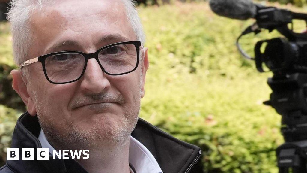 Der Mann verschont das Gefängnis über den Angriff auf den Koranbrand-Demonstrant