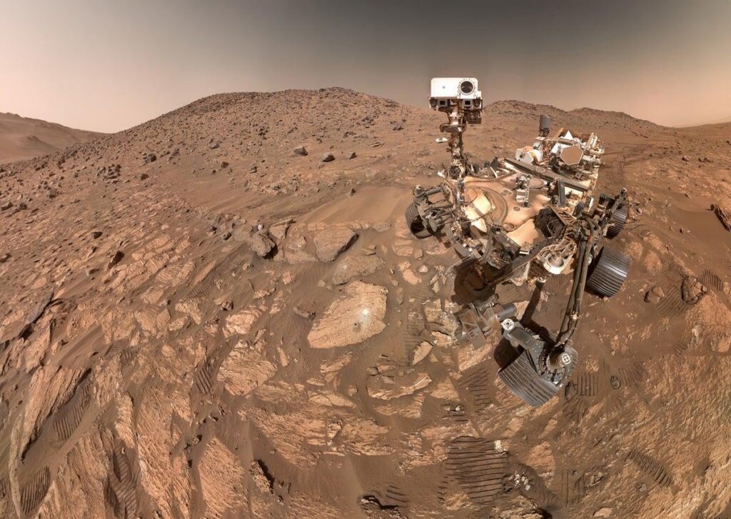 Der auf dem Mars bisher begeisterte Felsen, der bisher auf dem Mars gefunden wurde – ein gesprenkeltes Hunk aus Schlammstein, das möglicherweise Beweise für das alte lebensbedingte Leben enthält – ist es immer noch wert, sich darüber zu freuen. Das letztes Jahr in einer vorläufigen Ankündigung der NASA geärgert, ist dies der offizielle Abschluss eines von Experten begutachteten Papiers, das heute in Nature veröffentlicht wurde. Der auf dem Mars bisher begeisterte Felsen, der bisher auf dem Mars gefunden wurde - ein gesprenkeltes Hunk aus Schlammstein, das möglicherweise Beweise für das alte lebensbedingte Leben enthält - ist es immer noch wert, sich darüber zu freuen. Das letztes Jahr in einer vorläufigen Ankündigung der NASA geärgert, ist dies der offizielle Abschluss eines von Experten begutachteten Papiers, das heute in Nature veröffentlicht wurde.
