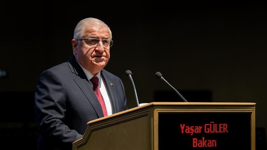 Der türkische Verteidigungsminister sagt, dass die Krim zur Ukraine gehört