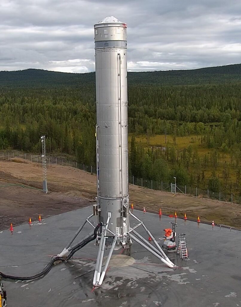 Europas wiederverwendbares Raketenprototyp Themis befindet sich jetzt auf dem Startpad im Esrange Space Center