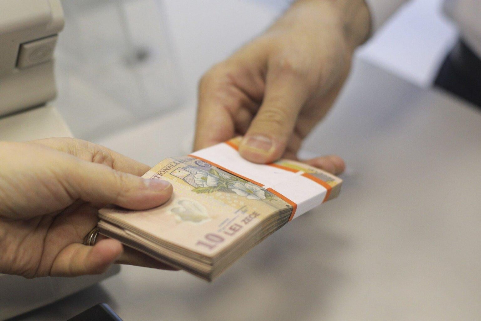 Der stellvertretende Ministerpräsident Tanczos Barna, ehemaliger Finanzminister: „Es gibt viele Institutionen, die es gewohnt sind, ihr gesamtes Geld in den ersten sieben, acht Monaten auszugeben und die Hand auf die Berichtigung zu erweitern / 2025 ist das erste Jahr, in dem sie kein anderes Geld mehr erhalten werden.“ Der stellvertretende Ministerpräsident Tanczos Barna, ehemaliger Finanzminister: "Es gibt viele Institutionen, die es gewohnt sind, ihr gesamtes Geld in den ersten sieben, acht Monaten auszugeben und die Hand auf die Berichtigung zu erweitern / 2025 ist das erste Jahr, in dem sie kein anderes Geld mehr erhalten werden."