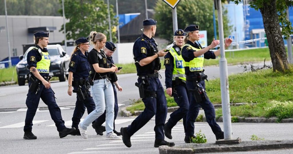 Jugendliche Mädchen werden in Schwedens organisierten Verbrechenskriegen als Hitfrauen eingesetzt: "Junge Kinder sind nach Blut durstig"