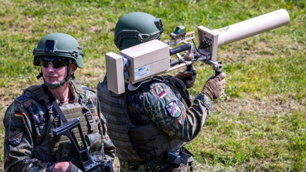 Russische Drohnen über Deutschland: Warum Bundeswehr nicht eingreifen kann