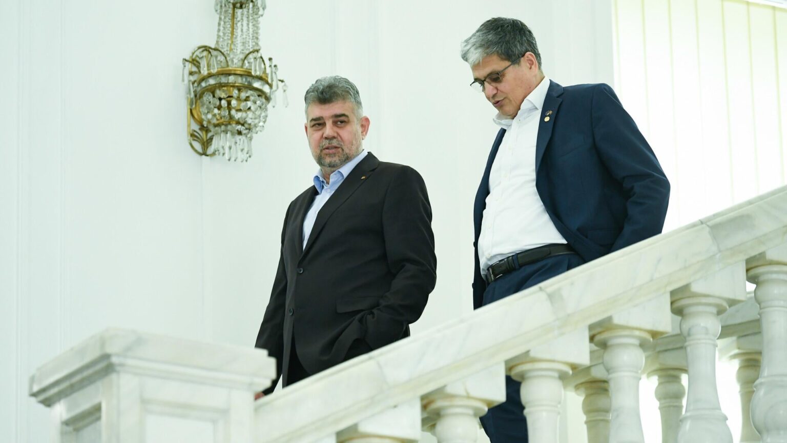 Boloș: Ciolacu sagte, es verletzt ihn „im Genitalorgan“ des Defizits als Premierminister. Reaktion: „Politiker sind noch am Leben“ Boloș: Ciolacu sagte, es verletzt ihn "im Genitalorgan" des Defizits als Premierminister. Reaktion: "Politiker sind noch am Leben"