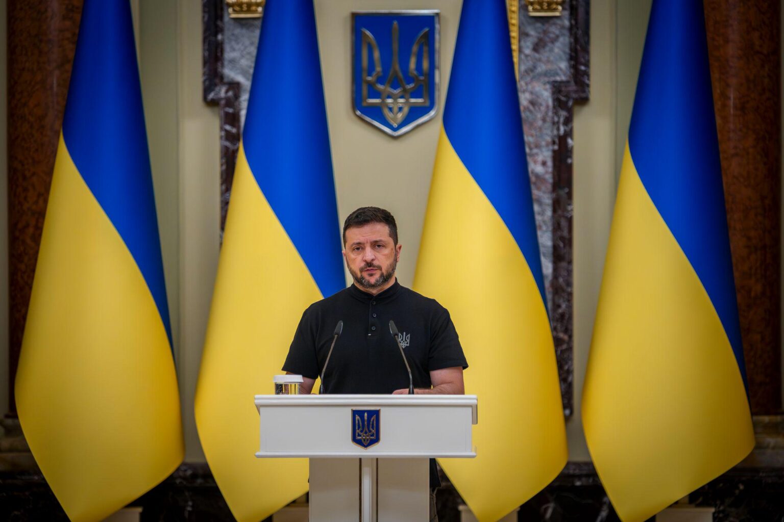 Zelensky trifft sich Berichten zufolge am 4. September in Paris in Paris