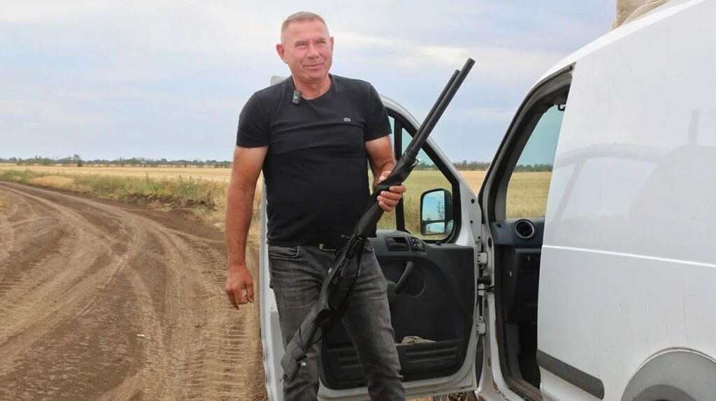 Der russische Drohnen -Streik tötet Kherson Farmer, der Felder mit Schrotflinte verteidigte