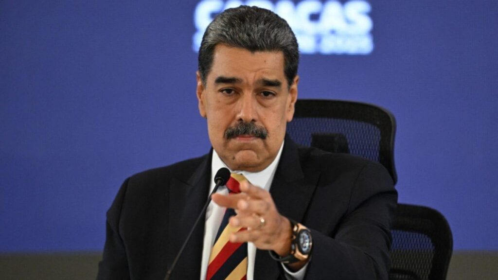 „Acht US -Kriegsschiffe ‚mit 1.200 Raketen‘ bereit, Venezuela auszurichten“ "Acht US -Kriegsschiffe 'mit 1.200 Raketen' bereit, Venezuela auszurichten"