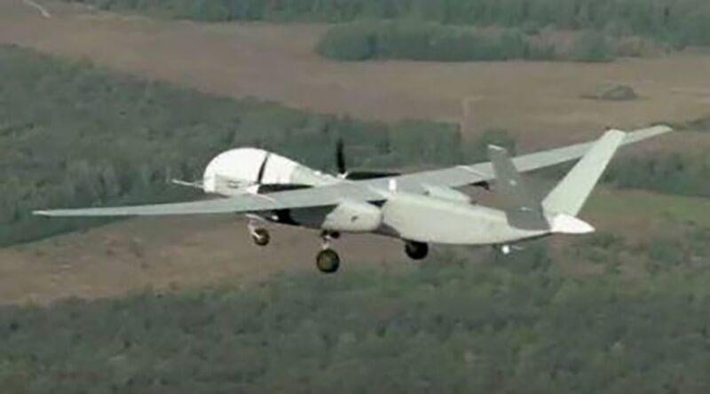 In den Polen brechen, gibt an, dass russische Drohnen im Luftraum abgeschossen wurden / Polen mobilisiert die NATO