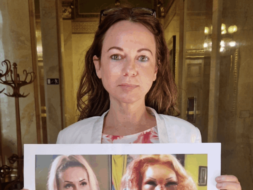 Sie nahmen das Gehalt von Timea Szabó, weil er ein Foto des geschlagenen russischen Bernadetts für eine Debatte über Gewalt gegen Frauen machte