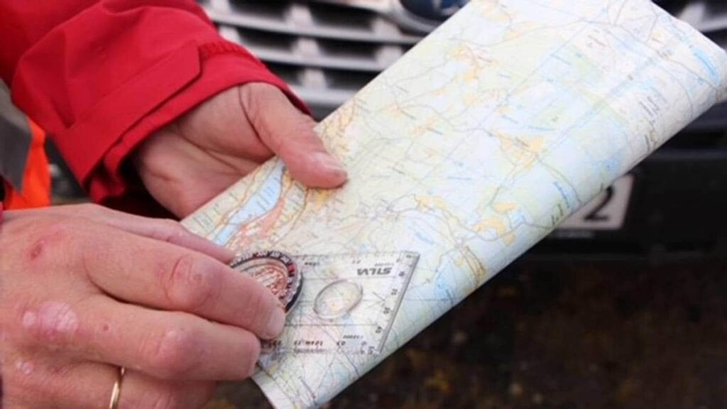 Die norwegische Autorität warnt, dass GPS aufgrund der russischen Jamming nicht vertraut werden kann, und fordert die Menschen auf, Karte und Kompass zu lernen Die norwegische Autorität warnt, dass GPS aufgrund der russischen Jamming nicht vertraut werden kann, und fordert die Menschen auf, Karte und Kompass zu lernen