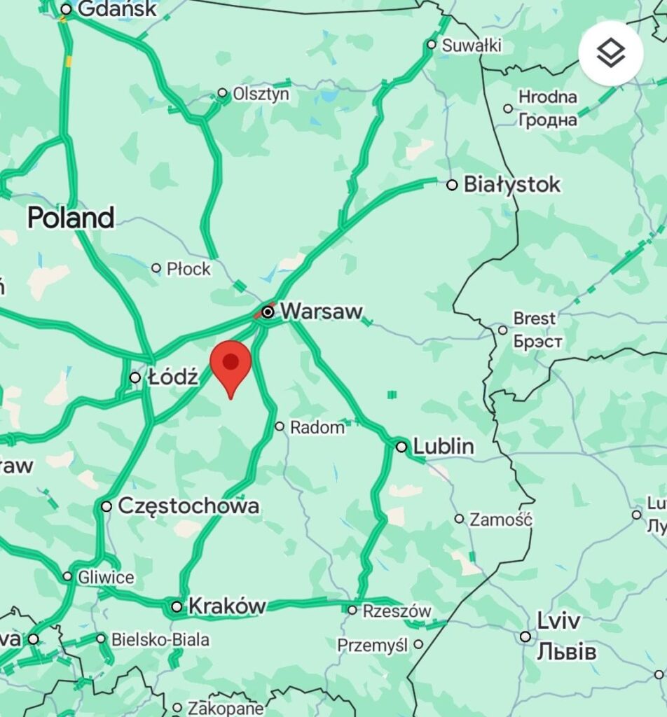 Die Polen bestätigten, dass eine Militärbasis mit Nowe Miasto Nad Pilicą einen Treffer hatte.