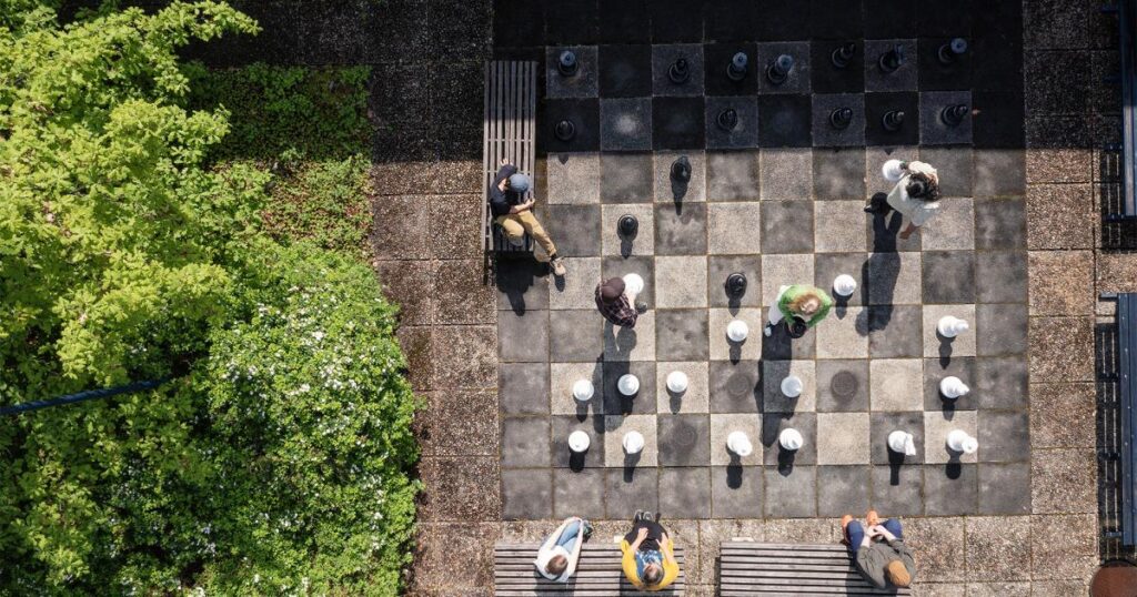 Adolescent ADHS -Symptome beeinflussen das Einkommen des Erwachsenen indirekt durch Bildung und psychische Gesundheit: Personen mit Symptomen von ADHS und ODD: Ihre Einkommen waren 25% niedriger durch den Bildungsweg und 18% niedriger durch andere psychiatrische Störungen Adolescent ADHS -Symptome beeinflussen das Einkommen des Erwachsenen indirekt durch Bildung und psychische Gesundheit: Personen mit Symptomen von ADHS und ODD: Ihre Einkommen waren 25% niedriger durch den Bildungsweg und 18% niedriger durch andere psychiatrische Störungen